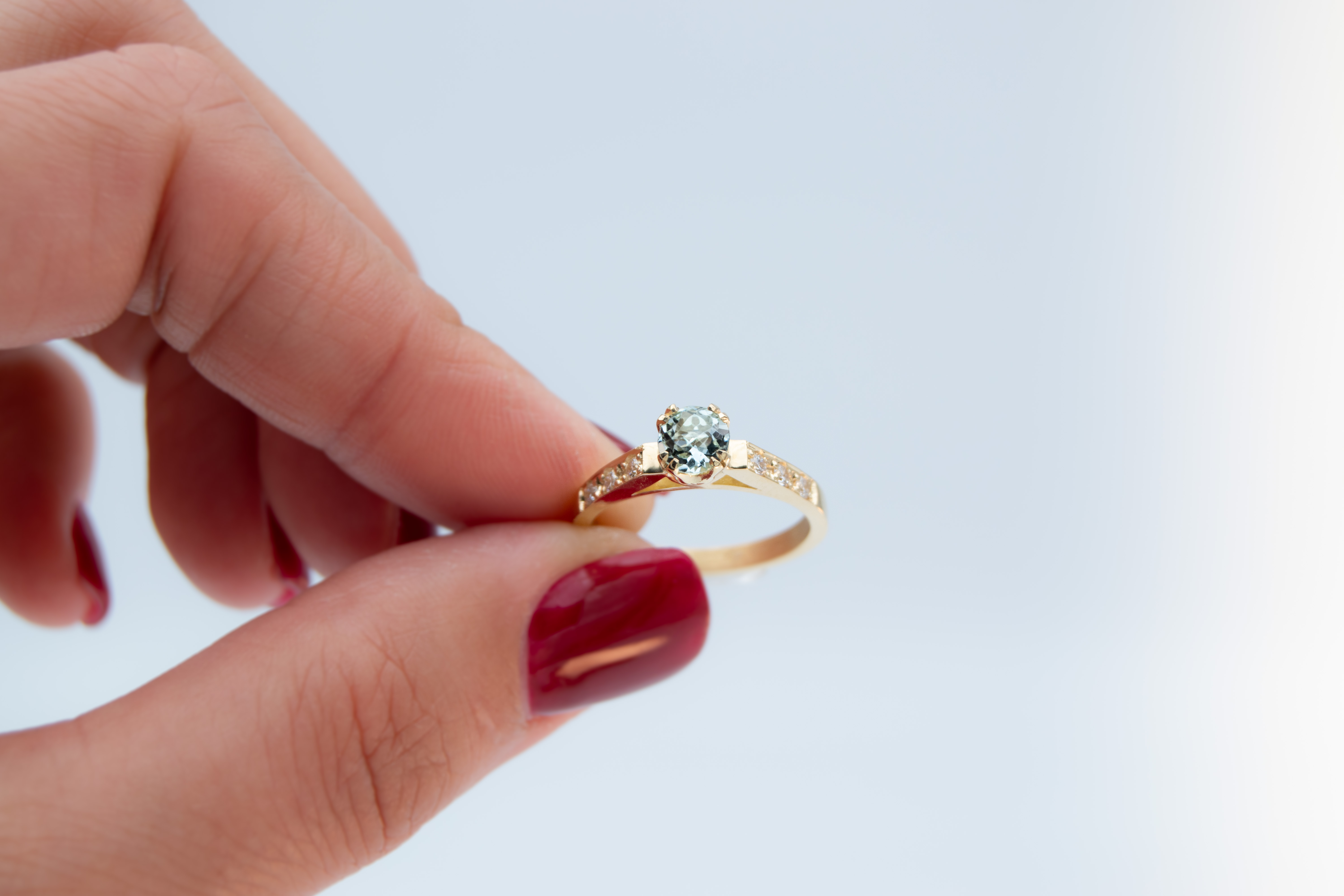 Anillo de compromiso A6 + Aguamarina Natural Oro 18K - Imagen 3