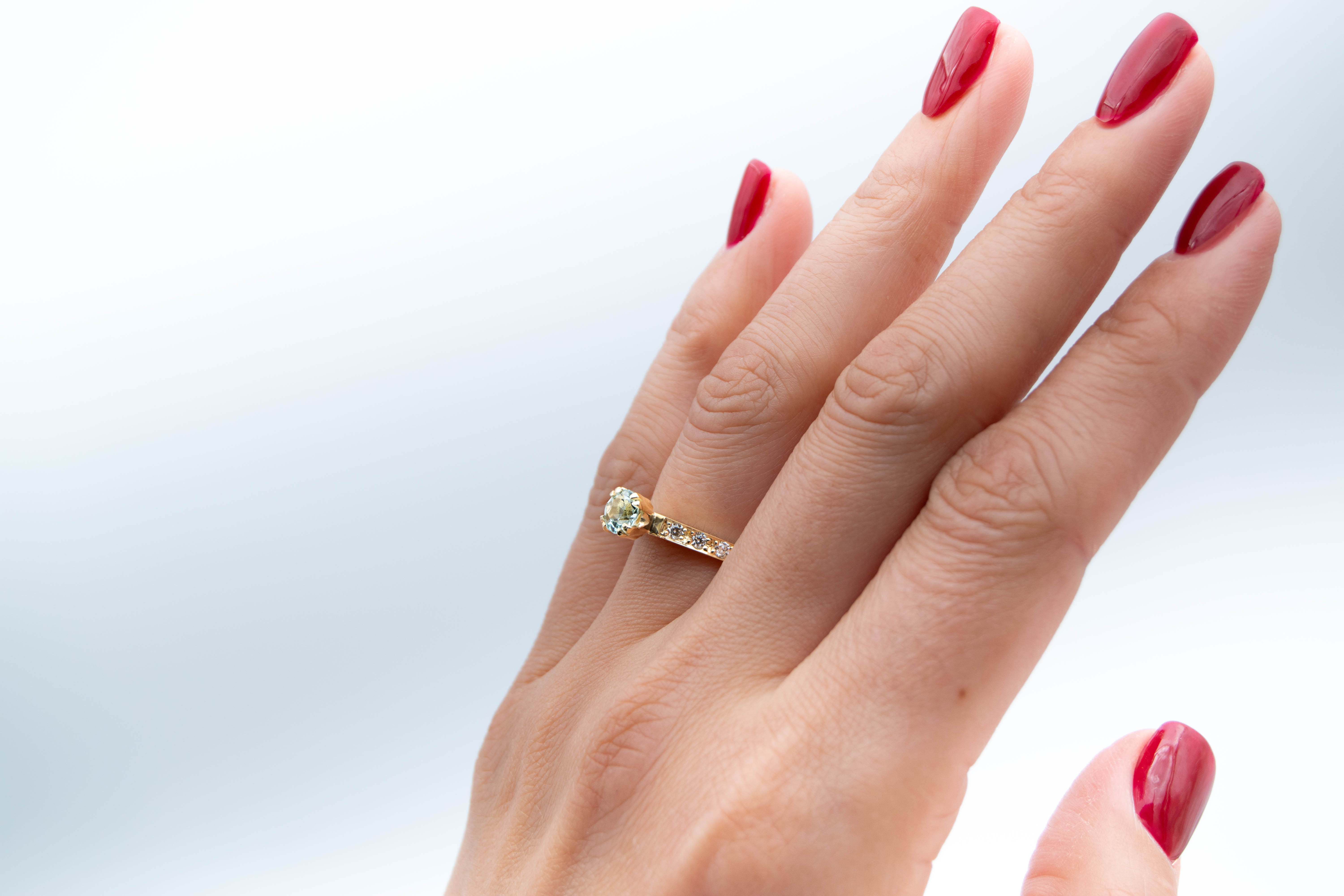 Anillo de compromiso A6 + Aguamarina Natural Oro 18K - Imagen 9