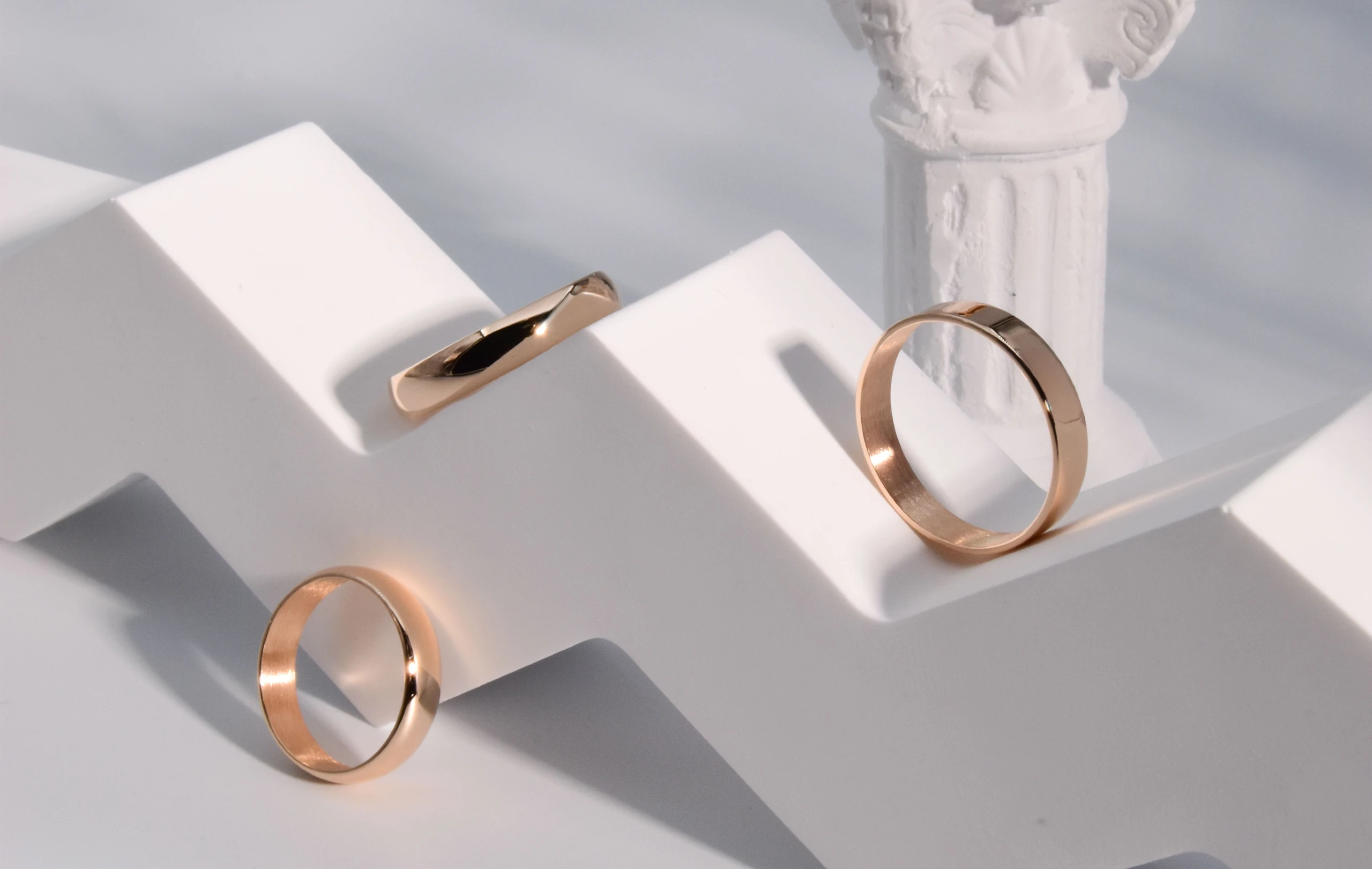 Alianzas clásicas en oro 18K Haikmaro